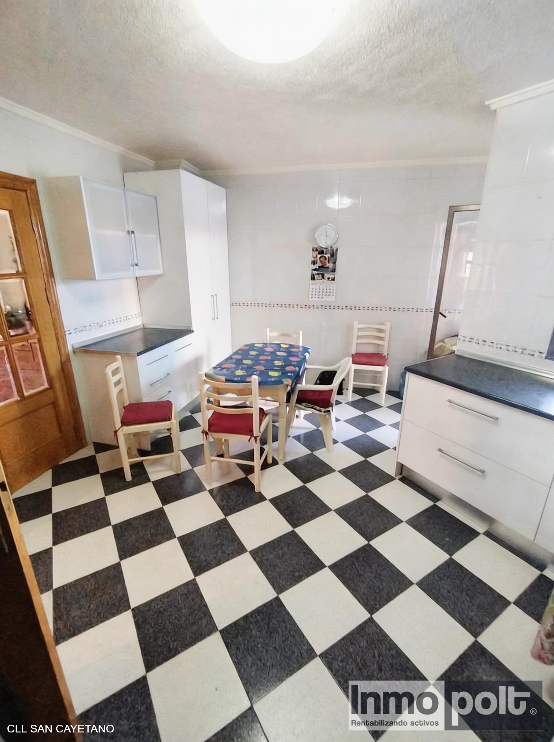 49520_CLL SAN CAYETANO (12)-inmoedit.jpg